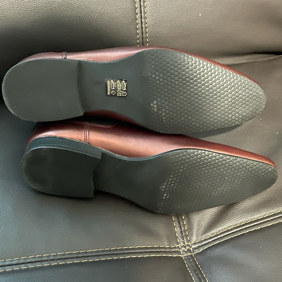 Men’s ASOS burgundy Chelsea boots - Picture 4 of 4